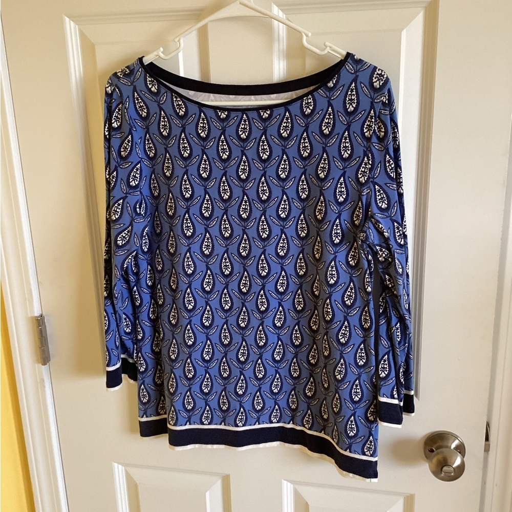 Talbots Blue and Black Leaf Pattern 3/4 Sleeve Top